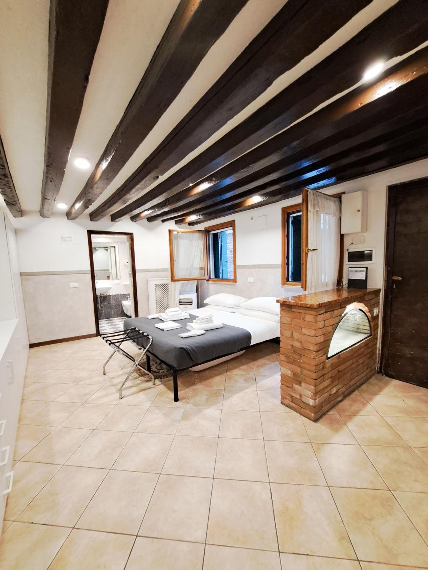 Lovely And Quiet Cannaregio Apartment Venedig